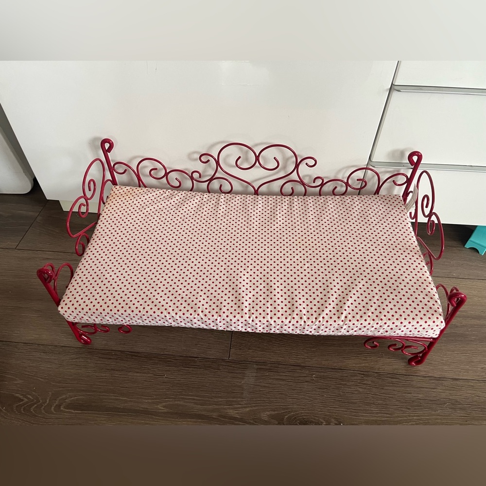 Metal doll daybed 18”